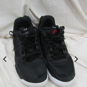 Jordan US10.5 CV8122-006 - Black White Red - Textile & Man Made